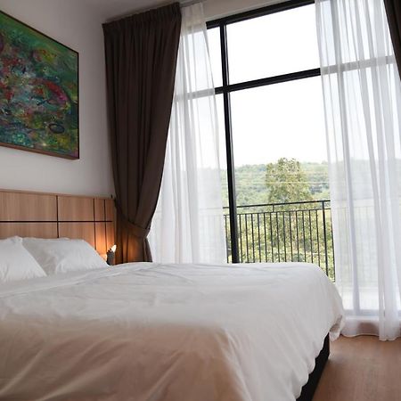 Jenderam Hill Villa Sepang Eksteriør billede